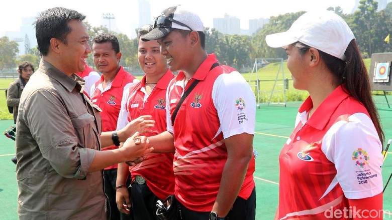 Tinjau Pelatnas Asian Games, Menpora Dapat Keluhan Tempat Latihan Tinjau Pelatnas Asian Games, Menpora Dapat Keluhan Tempat Latihan