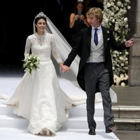 Alessandra de Osma adalah seorang pengacara dan model yang kemudian dinikahi oleh Pangeran Christian dari Hanover, Jerman. Di tahun 2005, Alessandra hanyalah seorang pemandu wisata untuk Pangeran Christian yang saat itu tengah berkunjung ke Peru. Keduanya bertemu, lalu menikah dengan pesta besar di Lima, Peru tahun 2018 ini. Foto: Dok. Getty Images