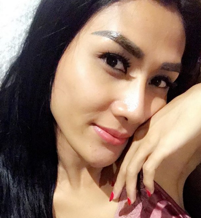 Melly, Transgender yang Bongkar Lucinta Luna Ternyata M. Fatah