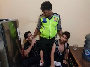 WN Iran yang Tabrak 4 Motor Juga Mencuri di Minimarket Depok