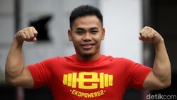 Sebagai lifter andalah Indonesia, Eko Yuli yang akan berlaga punya target mengejar emas di Asian Games 2018. Berikut ini potret kekar Eko Yuli.