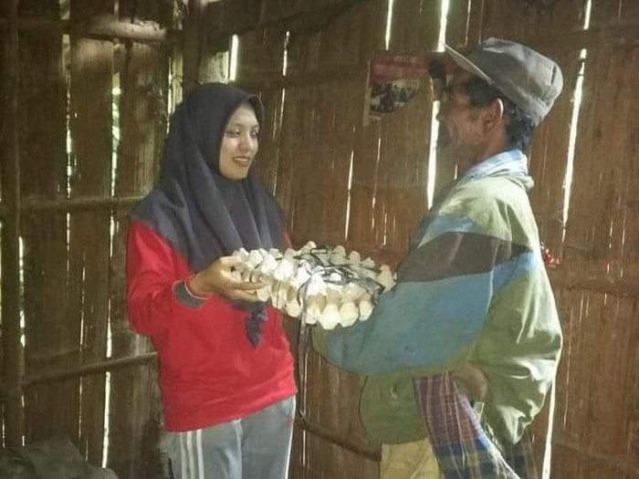 Inspiratif! Berbagi Telur untuk Lenyapkan Kusta di Kabupaten Gowa. Foto: dok. Pribadi Inspiratif! Berbagi Telur untuk Lenyapkan Kusta di Kabupaten Gowa. Foto: dok. Pribadi