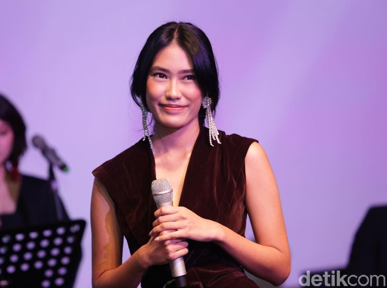 Bukan Opor, Ini Makanan Spesial Lebaran di Keluarga Alika Islamadina Bukan Opor, Ini Makanan Spesial Lebaran di Keluarga Alika Islamadina