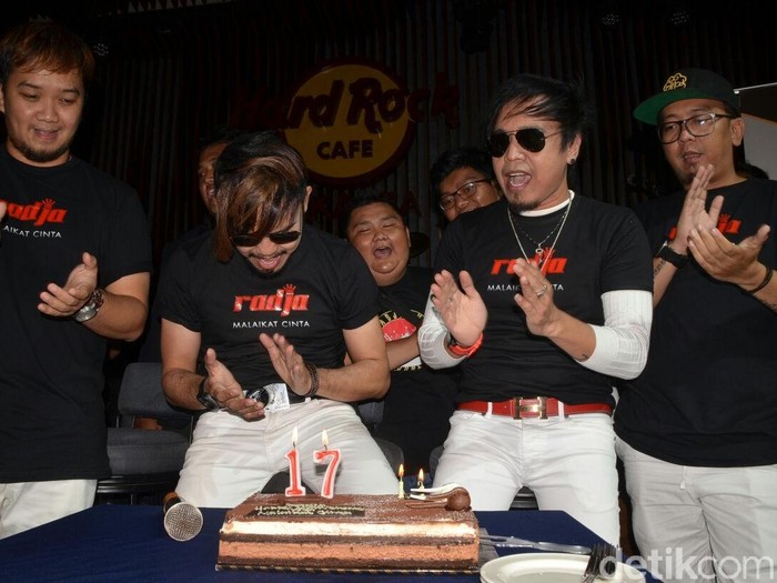 Ulang Tahun Yang ke-17, Band Radja Mengeluarkan Single Terbaru