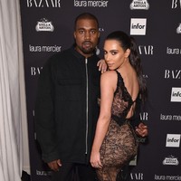 Seorang hypebeast melihat selebriti idola sebagai sumber inspirasi gayanya. Apapun gaya idolanya, pasti mereka akan menconteknya. (Foto: Getty Images)