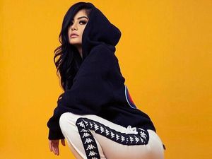Kenalan dengan Kim Lee yang Dijuluki Kim Kardashian dari Asia