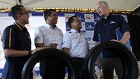 Dengan filosofi “from track to street”, Michelin berkomitmen menghadirkan ban yang dapat digunakan secara harian oleh masyarakat dengan mengadaptasi teknologi yang telah teruji di lintasan balap. Foto: dok. Michelin