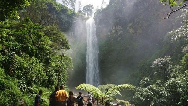Air terjun Coban Rondo?