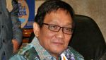 Meme Politik: Panasnya Luhut Ancam Cari Dosa Amien Rais