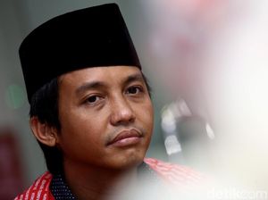 PSI Sentil Kesetiaan Koalisi Indonesia Bersatu: Kasihan Pak Jokowi Urus Rakyat