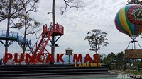 Mau foto-foto di rumah pohon, balon udara sampai sepeda gantung, Puncak Mas Bandar Lampung tempatnya (Bona/detikTravel)