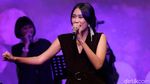 Semringahnya Alika Keluarkan Album Baru