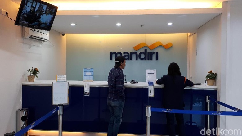 Bank Mandiri Kembalikan Uang Nasabah yang Jadi Korban Skimming Bank Mandiri Kembalikan Uang Nasabah yang Jadi Korban Skimming