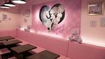 Pinky! Kafe Ini Ditata dengan Warna dan Interior Serba Pink