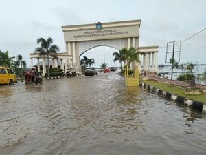 Sungai Ogan Meluap Kepung Kompleks Pemerintahan di Ogan Ilir