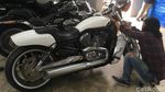 Melihat Teknisi Harley Davidson Rawat Moge Sitaan KPK