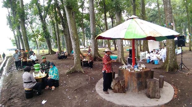 Ingin Tahu Prosesnya Tebu Jadi Gula? Yuk Mampir ke Kampung Tebu