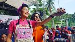 Siap Menikah, Ini Gaya Manis Chef Aiko Ketika Masak dan Ngopi