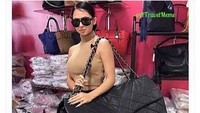 Ketika traveler maunya bawa banyak barang di satu tas kecil. (atravelmeme/Instagram)