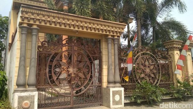 Rumah Mujiono yang dijual dan 'dibayar' pakai uang mainan Rp 4,5 miliar