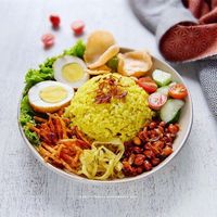 Suka yang Mana Tiap Daerah Punya Racikan Nasi  Kuning  