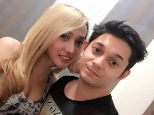 Tunjukkan Paspor ke Polisi, Lucinta Luna Memang Muhammad Fatah