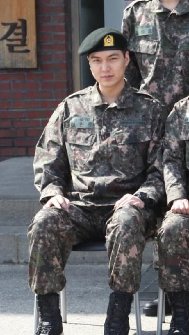 Pria yang saat ini tengah menjalani wajib militernya itu tak hanya sukses lewat akting, namun juga model hingga endorsement. Kekayaan Lee Min Ho mencapai US$ 10 juta atau senilai Rp 141 miliar. Foto: Istimewa