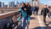 Begitu pula sebaliknya, Valerie juga datang ke New York untuk menemui putra ketua MPR itu. (Dok. Instagram/valerieethomas)