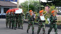 Danlanud Adisutjipto Marsekal Pertama TNI Novyan Samyoga seusai upacara pelepasan jenazah mengatakan, jenazah dibawa ke Malang dan akan dimakamkan di sana sesuai permintaan dari pihak keluarga.  (Foto: Dok Lanud Adisutjipto)