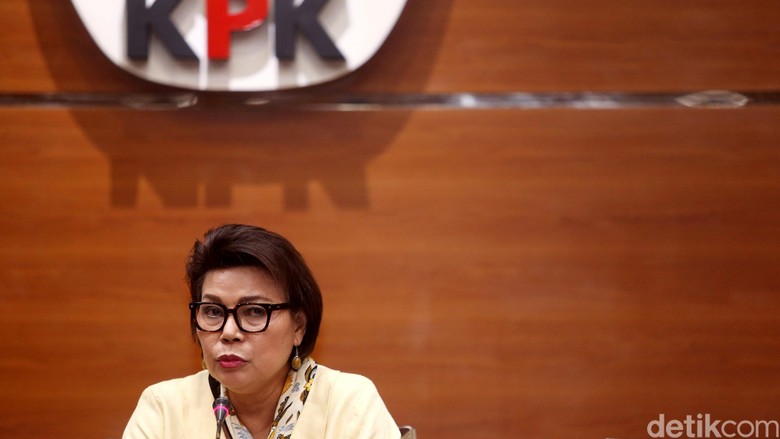 KPK Bandingkan Larangan Eks Koruptor Nyaleg dan SKCK Lamar Kerja KPK Bandingkan Larangan Eks Koruptor Nyaleg dan SKCK Lamar Kerja