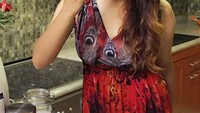 Meski punya badan yang ramping dan bagus, Chef Aiko tidak takut gemuk, buktinya dia kerap memakan hasil masakannya sendiri. Foto: Instagram @aiko_sarwosri