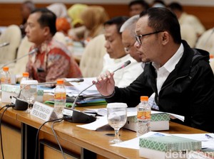 Menaker: Tak akan Ada Banjir Tenaga Kerja Asing