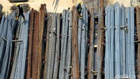 Pada Februari 2018 ini, inflasinya terkendali di angka 0,17 persen, jauh lebih kecil dibanding kenaikan upah nominal sehingga upah riil buruh bangunan juga mengalami kenaikan 0,33 persen.