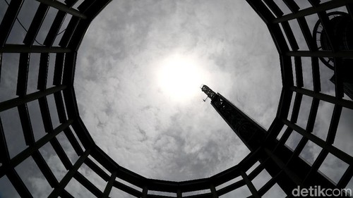 Ilustrasi Hari Tanpa Bayangan