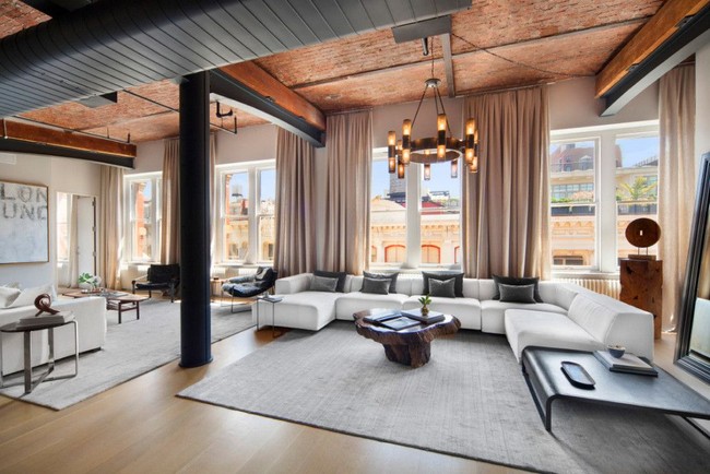 Apakah Zayn Malik membeli penthouse baru demi bisa move on dari Gigi Hadid? Tidak ada yang tahu. Tapi dengan tinggal di penthouse mewah dengan berbagai fasilitas, tentu akan membuatnya lebih nyaman dan meningkatkan mood positif. Foto: Dok. Stribling Marketing Associates