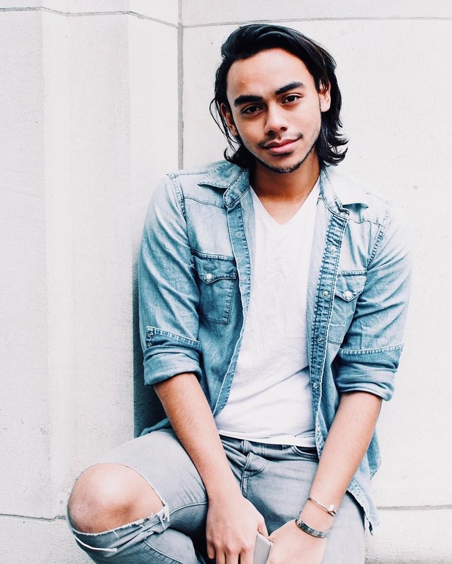 Inilah gaya kekinian Rafi Haikal di New York. Sang ayah Zulkifli Hasan pernah mengungkapkan kebanggaannya terhadap putranya ini yang kuliah arsitektur di New York.  Foto: dok. Instagram