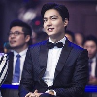 Saat SMA, Lee Min Ho terjun ke dunia hiburan. Ia menjadi model kemudian mulai menjadi aktor.  Foto: Instagram