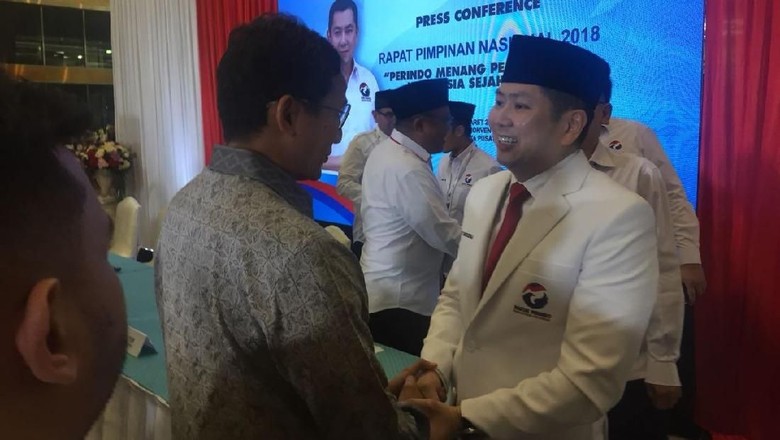 Ke Rapimnas Perindo dengan Anies Sandi Kacang  Tak Lupa  