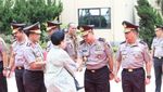 Foto: Kapolri Sambut Megawati dengan Karpet Merah