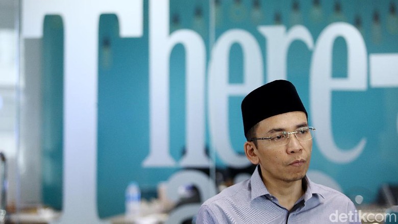 Demokrat Kini Enggan Bicara Sanksi ke TGB yang Dukung Jokowi Demokrat Kini Enggan Bicara Sanksi ke TGB yang Dukung Jokowi