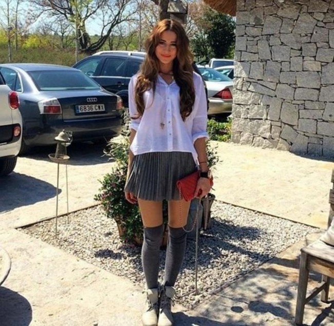 Fernando Hierro merupakan bek tangguh dari Real Madrid, yang memiliki putri cantik jelita bernama Claudia Hierro. Foto: Istimewa