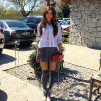 Fernando Hierro merupakan bek tangguh dari Real Madrid, yang memiliki putri cantik jelita bernama Claudia Hierro. Foto: Istimewa