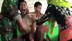 Kocak! Ada Lagi Siswa yang Masih Takut Disuntik