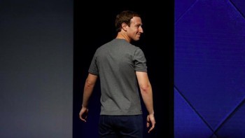 Tapi kini, Zuck harus bekerja keras memulihkan citra Facebook yang bahkan membuat beberapa pihak memintanya mundur saja. Foto: Reuters