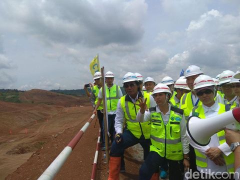 Menteri BUMN Rini Soemarno cek proyek kereta cepat