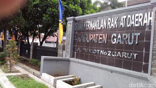 Kurang Cahaya, 'Jalan Cinta' Garut Jadi 'Sirkuit' Balapan Liar