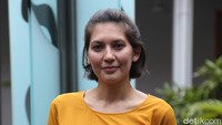 Cantik-cantik begini dia pernah jadi atlet beladiri, karenanya mentalnya sangat baja meski Hannah seorang perempuan. Foto: Hannah Al Rashid / Hanif Hawari