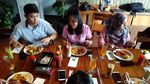 Ini Keseruan Yohanna dan Teman-teman Saat DiTraktir Detikcom