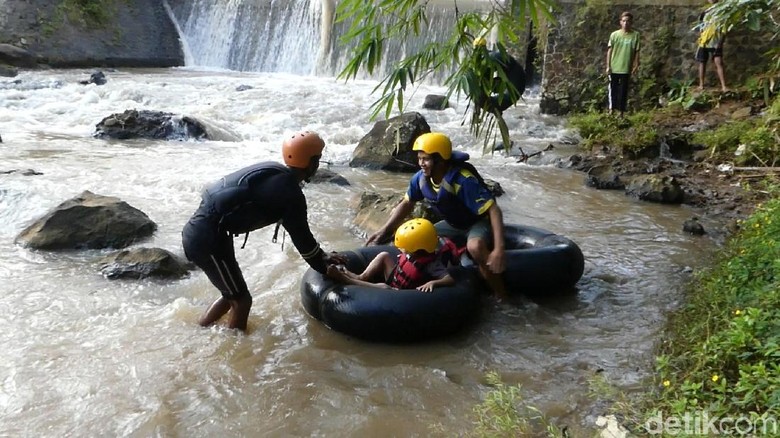 Warga Banjarnegara Lakukan Ini untuk Jaga Sungai Kedawung Warga Banjarnegara Lakukan Ini untuk Jaga Sungai Kedawung