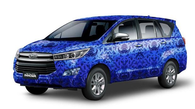 Mobil dinas Innova